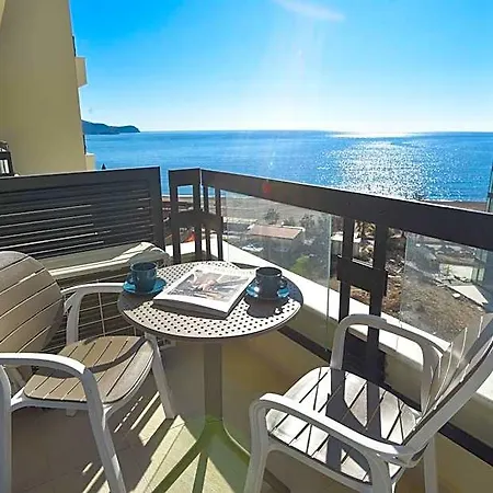 ホテル Casa Al Mare By Moskva 4*