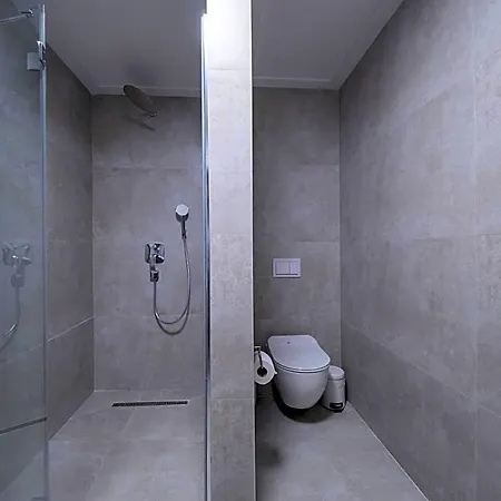 Casa Al Mare By Moskva Hotel