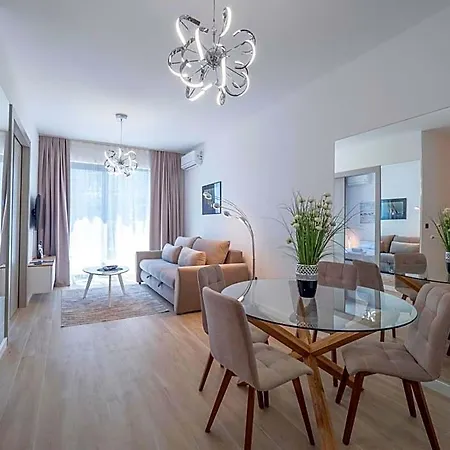 Hotel Casa Al Mare By Moskva 4*