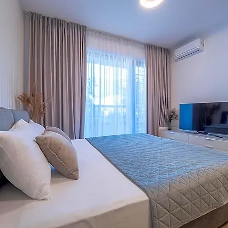 Hotel Casa Al Mare By Moskva 4*